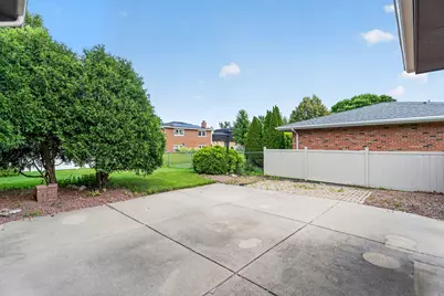 7305 Summit Road, Darien, IL 60561 - Photo 47