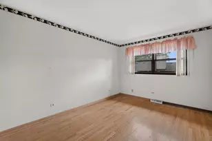 7305 Summit Rd, Darien, IL 60561 - Photo 23