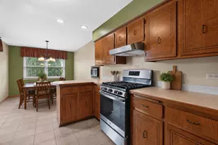 7305 Summit Rd, Darien, IL 60561 - Photo 7