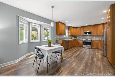 1304 Clark Street, North Aurora, IL 60542 - Photo 9
