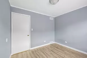 279 Paxton Ave, Calumet City, IL 60409 - Photo 7