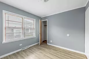 279 Paxton Ave, Calumet City, IL 60409 - Photo 5