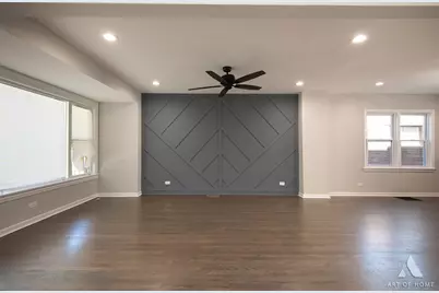 8743 S Constance Avenue, Chicago, IL 60617 - Photo 9
