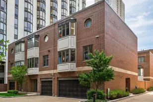 1740 N Clark St, Chicago, IL 60614 - Photo 1