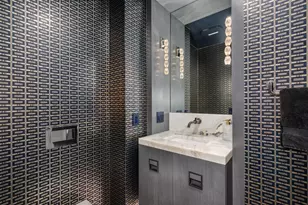 1740 N Clark St, Chicago, IL 60614 - Photo 15