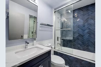 1740 N Clark Street #1724, Chicago, IL 60614 - Photo 21