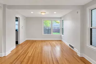 3844 W 61st St, Chicago, IL 60629 - Photo 7