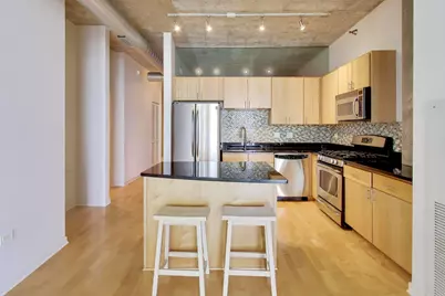 700 N Larrabee Street #1302, Chicago, IL 60654 - Photo 5