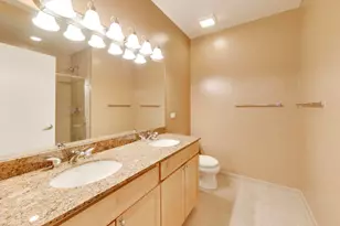 700 N Larrabee St, Chicago, IL 60654 - Photo 9