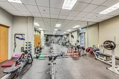 700 N Larrabee Street #1302, Chicago, IL 60654 - Photo 19