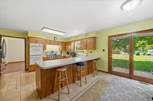 16020 S Howard St, Plainfield, IL 60586 - Photo 7