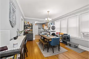 7555 N Claremont Ave, Chicago, IL 60645 - Photo 5