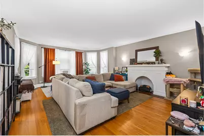 7555 N Claremont Avenue, Chicago, IL 60645 - Photo 3
