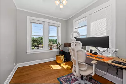 7555 N Claremont Avenue, Chicago, IL 60645 - Photo 21