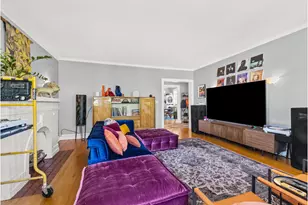 7555 N Claremont Ave, Chicago, IL 60645 - Photo 15