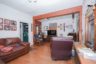 3450 N Claremont Ave, Chicago, IL 60618 - Photo 3