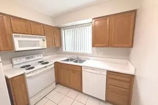 330 N Carter St, Palatine, IL 60067 - Photo 7