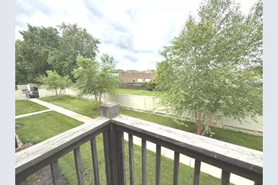 330 N Carter Street #203, Palatine, IL 60067 - Photo 5