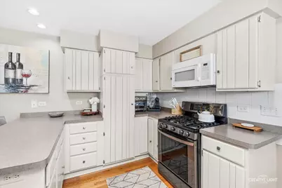 636 South Road, Lisle, IL 60532 - Photo 9
