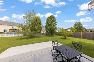 905 Churchill Dr, Plano, IL 60545 - Photo 23