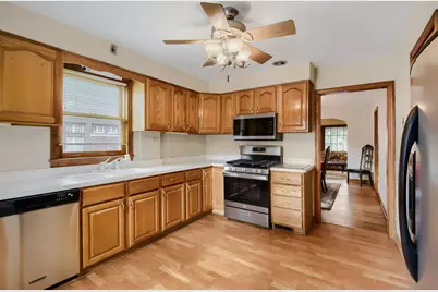 9550 S Hoyne Avenue, Chicago, IL 60643 - Photo 11