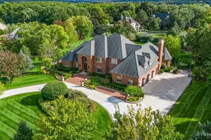 36W535 Hunters Gate Rd, Saint Charles, IL 60175 - Photo 5