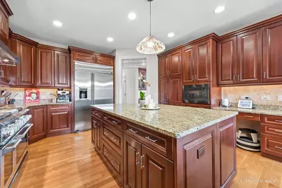 36W535 Hunters Gate Road, Saint Charles, IL 60175 - Photo 27