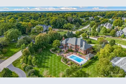 36W535 Hunters Gate Road, Saint Charles, IL 60175 - Photo 3