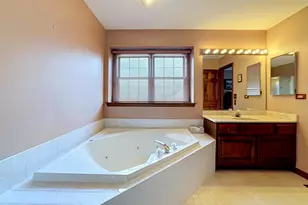 [Address not provided], Crystal Lake, IL 60014 - Photo 33