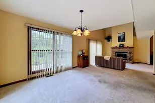 [Address not provided], Crystal Lake, IL 60014 - Photo 7