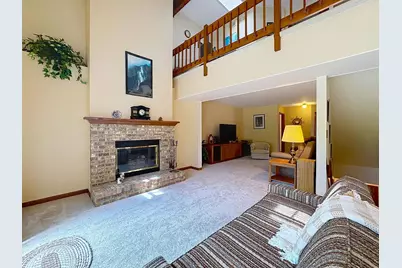 [Address not provided], Crystal Lake, IL 60014 - Photo 5