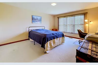 [Address not provided], Crystal Lake, IL 60014 - Photo 37