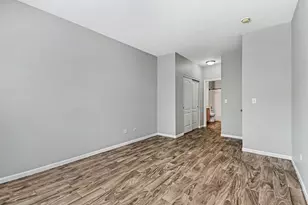 3103 Falling Waters Ln, Lindenhurst, IL 60046 - Photo 5