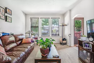 4550 N Kildare Ave, Chicago, IL 60630 - Photo 5