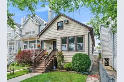 4550 N Kildare Avenue, Chicago, IL 60630 - Photo 1