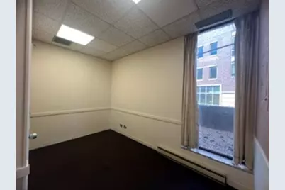 200 E Willow Avenue #101, Wheaton, IL 60187 - Photo 11