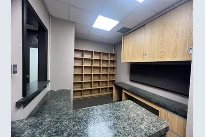 200 E Willow Avenue #104, Wheaton, IL 60187 - Photo 9