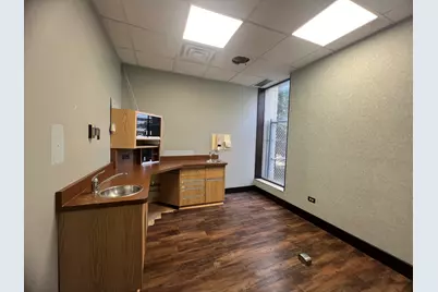 200 E Willow Avenue #104, Wheaton, IL 60187 - Photo 13