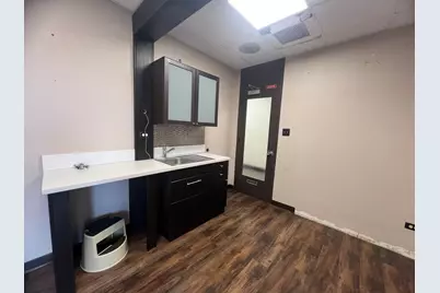 200 E Willow Avenue #104, Wheaton, IL 60187 - Photo 15