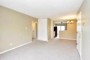156 Dunteman Dr, Glendale Heights, IL 60139 - Photo 7