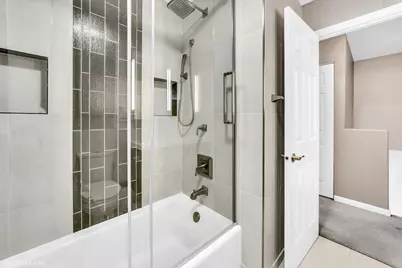 436 Yorktown Court #436, Aurora, IL 60504 - Photo 11