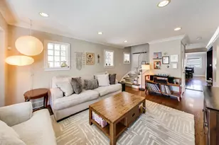 7028 W Melrose St, Chicago, IL 60634 - Photo 3