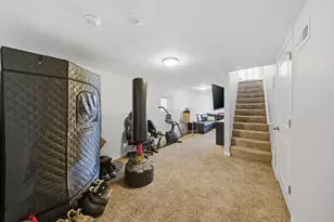 9105 S Drexel Ave, Chicago, IL 60619 - Photo 15