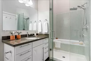 2065 N Kedzie Ave, Chicago, IL 60647 - Photo 17