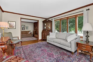 6N425 Foley Ln, Saint Charles, IL 60175 - Photo 5