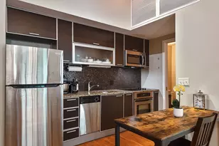 650 W Wayman St, Chicago, IL 60661 - Photo 9