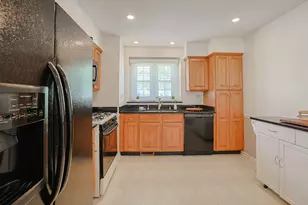 1011 Brentwood Cir, Buffalo Grove, IL 60089 - Photo 11