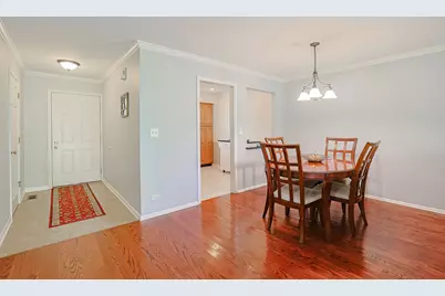 1011 Brentwood Circle, Buffalo Grove, IL 60089 - Photo 7