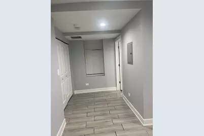 926 W 32nd Place #BR, Chicago, IL 60608 - Photo 5