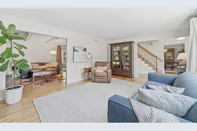 28W118 Hillview Drive, Naperville, IL 60564 - Photo 7